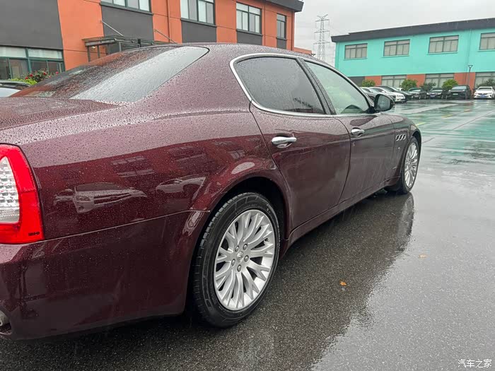 12年玛莎拉蒂总裁11万出售上海提车