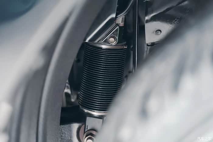 20年丰田陆巡4500d4d柴油一手原漆中东高配1