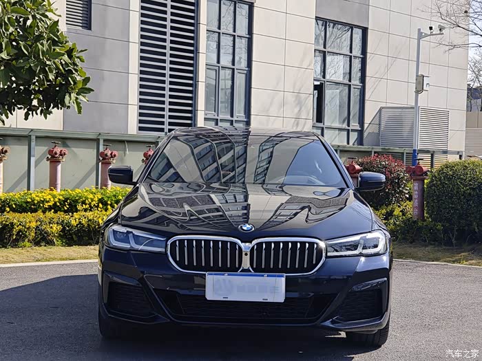 【图】21年宝马530li尊享 安全行驶5万公里 原版车况 内饰几_宝马5系