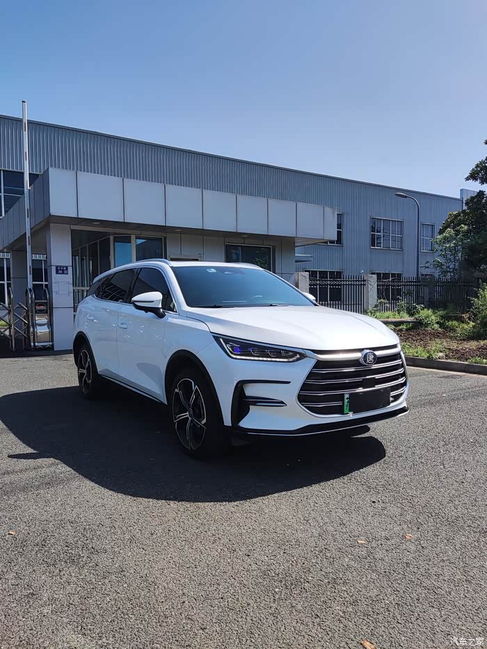 出22年比亚迪唐dmi