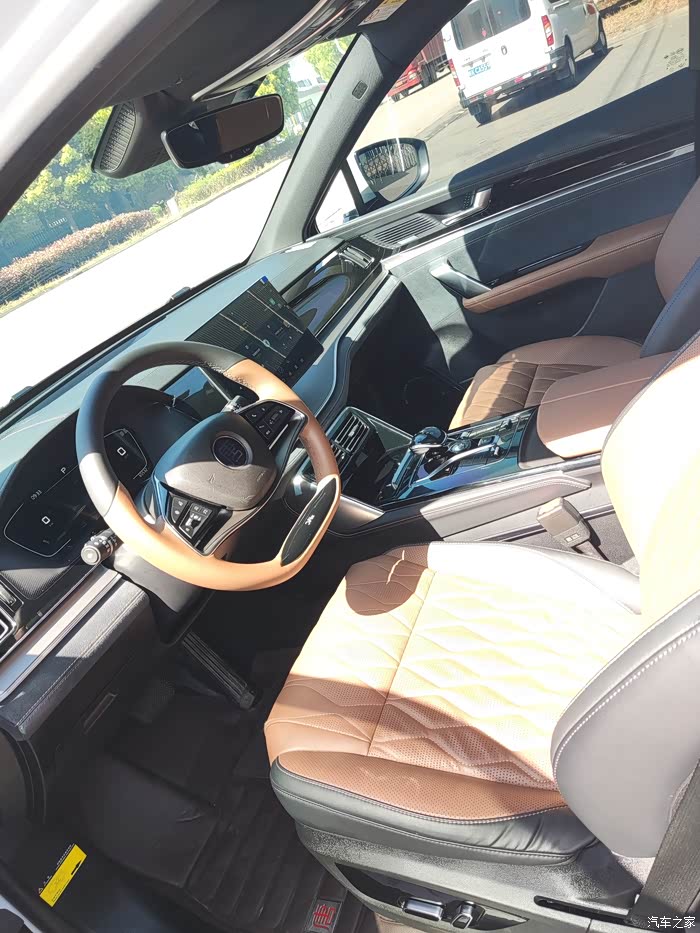 出22年比亚迪唐dmi