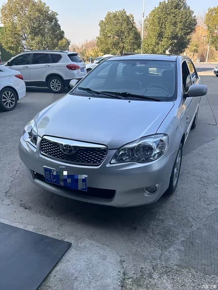 11年8月份手动挡花冠出售10万公里实表大屏导航倒车影