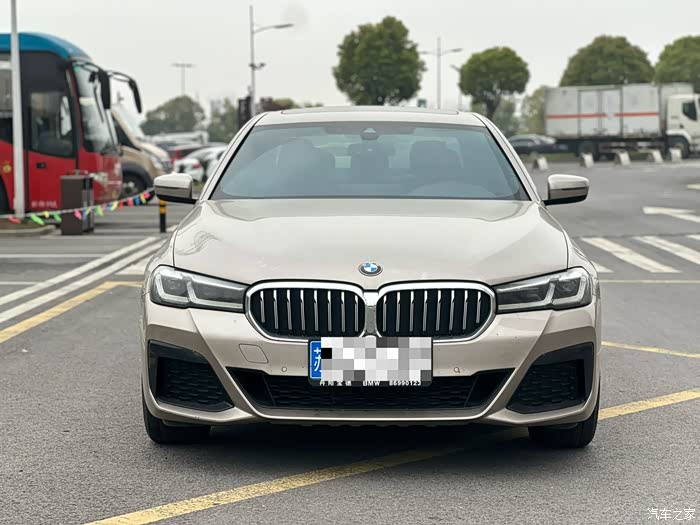 【图】出售21年525li m运动 6万公里,全车原版原漆,感兴趣_宝马5系