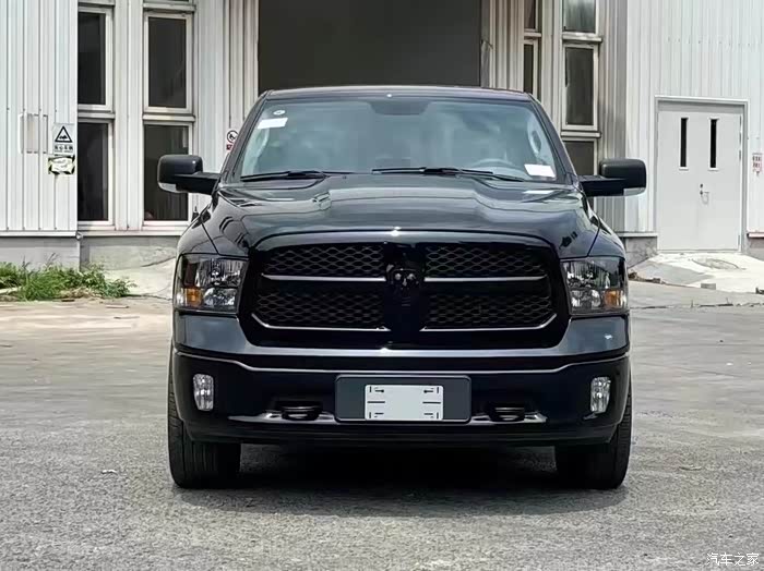 【图】公羊1500 20款 5.7 黑曜经典5.7l五座手续_道奇d100论坛_汽车之