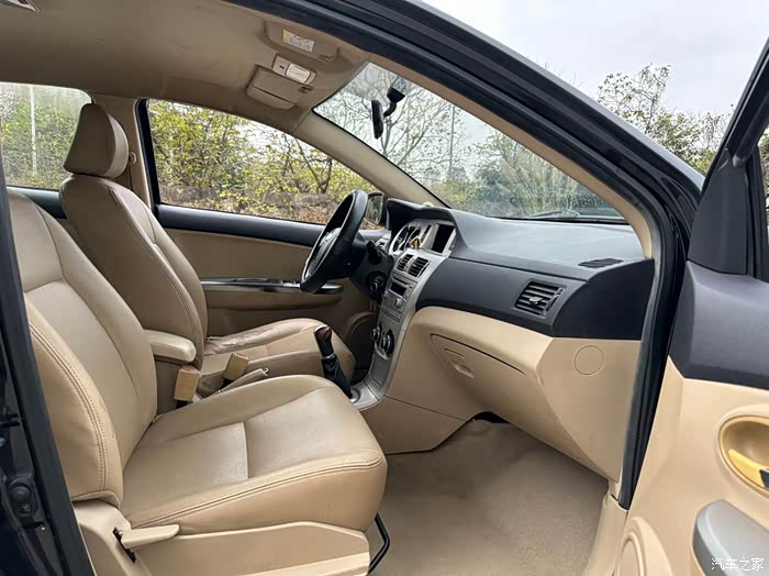 11年1月长城腾翼c3015手波一手车年审保险同步