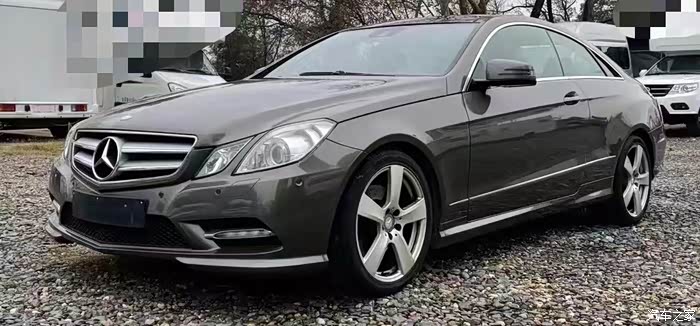 14年进口奔驰e200coupe两门四座轿跑版新车办好