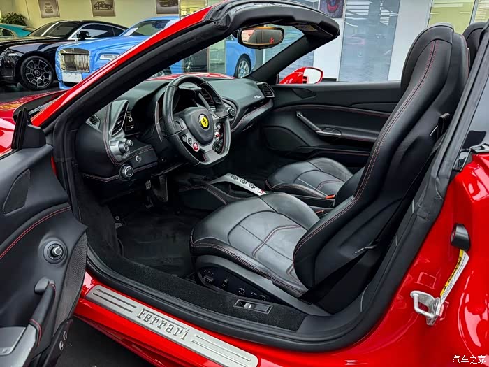 2017年上牌法拉利488 spider 行驶:900