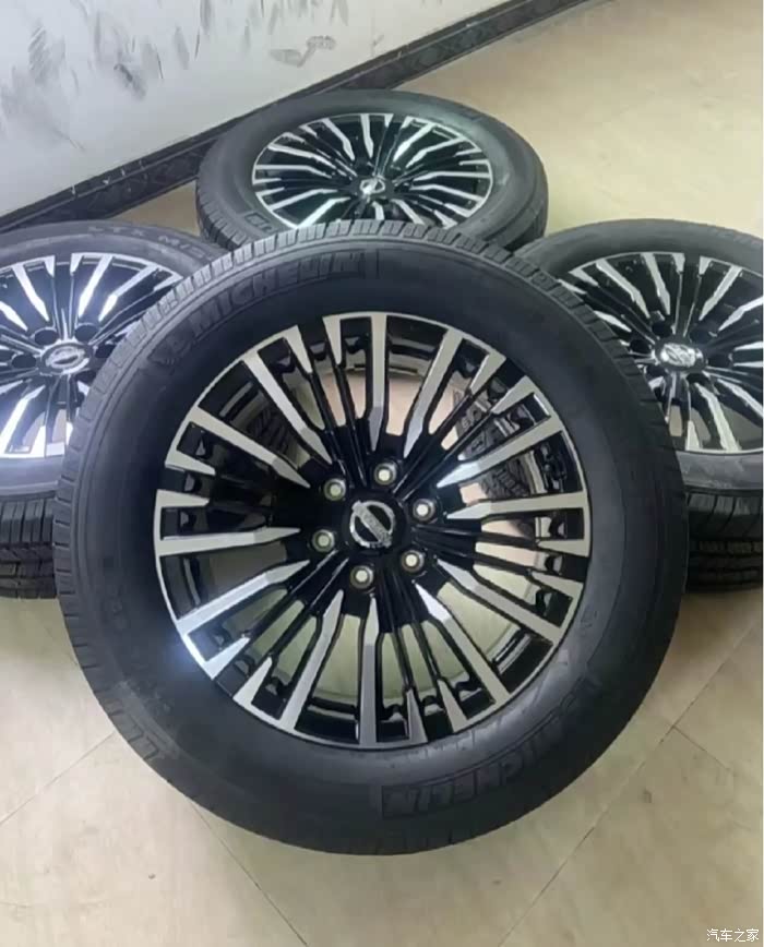 20寸日产途乐轮毂轮胎感兴趣的看过来