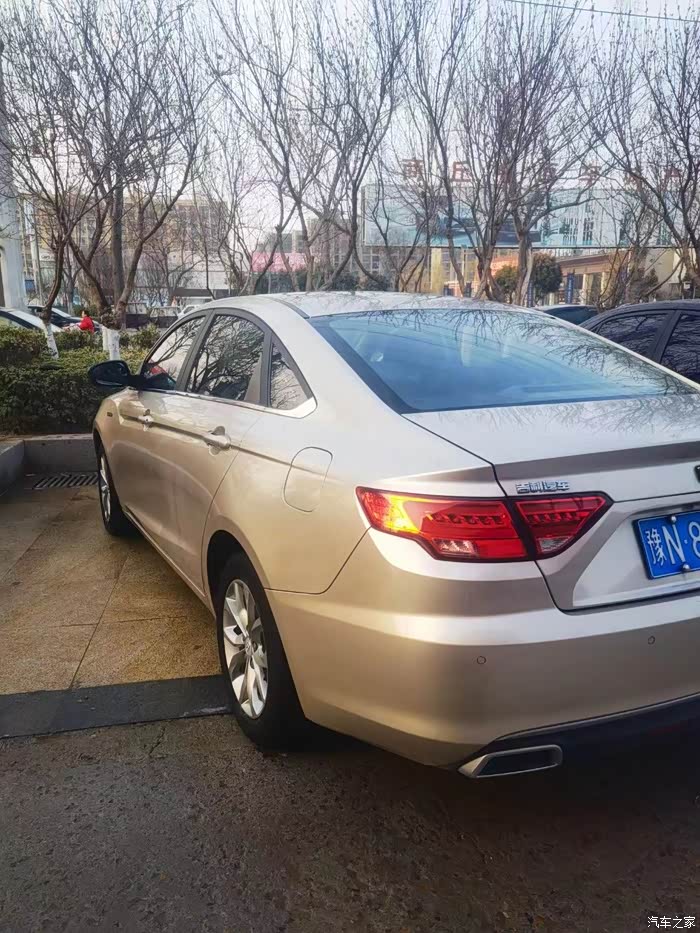 17年吉利帝豪gl价位不高