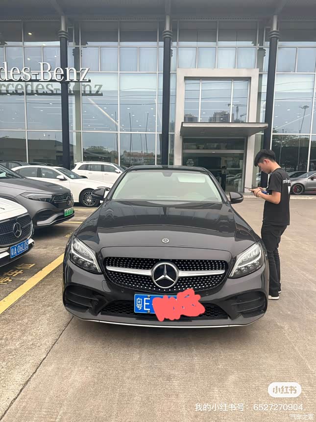 个人出售一台2021款奔驰c200l,三万五千公里,精品车况