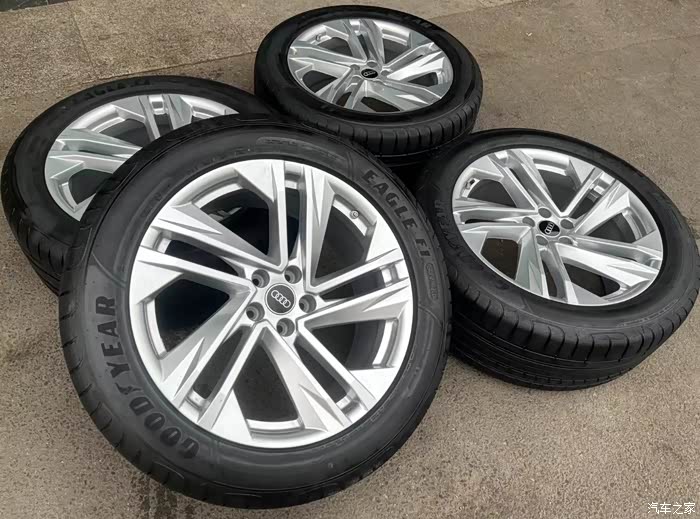 20寸奥迪q7轮毂轮胎一套,中意的看过来