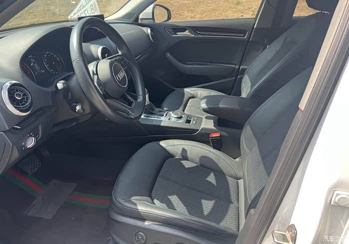 奥迪a3两厢时尚型售价1128万元上牌日期202