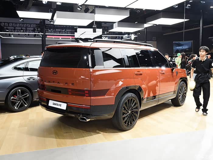 北京现代即将上市第五代胜达,还是很值得期待的,2.0t 24