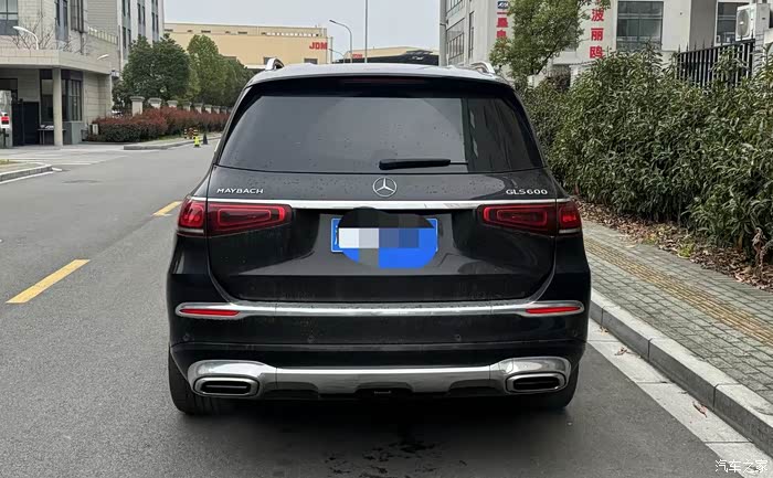 最新买入21款迈巴赫gls480企业一手车98原漆3
