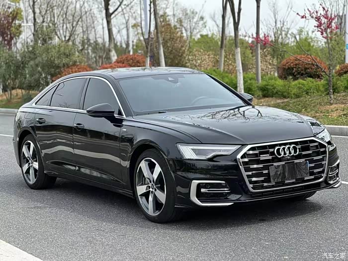 23款23年奥迪a6l45四驱裸车4799万那款