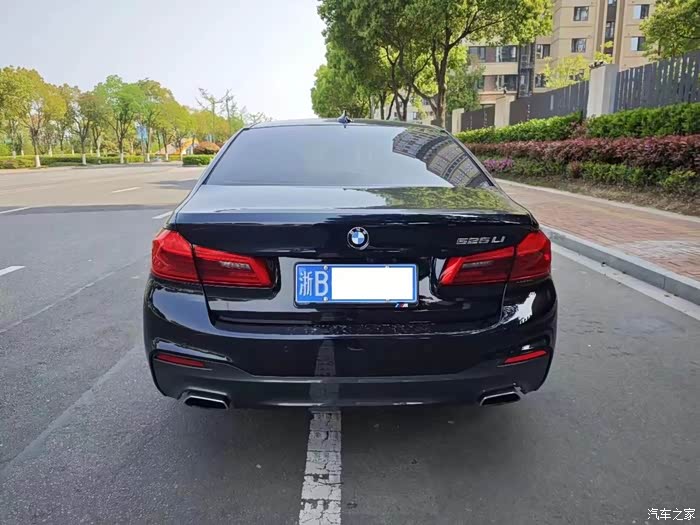 18年11宝马525li豪华,车辆配置:2.0t涡轮增压发动