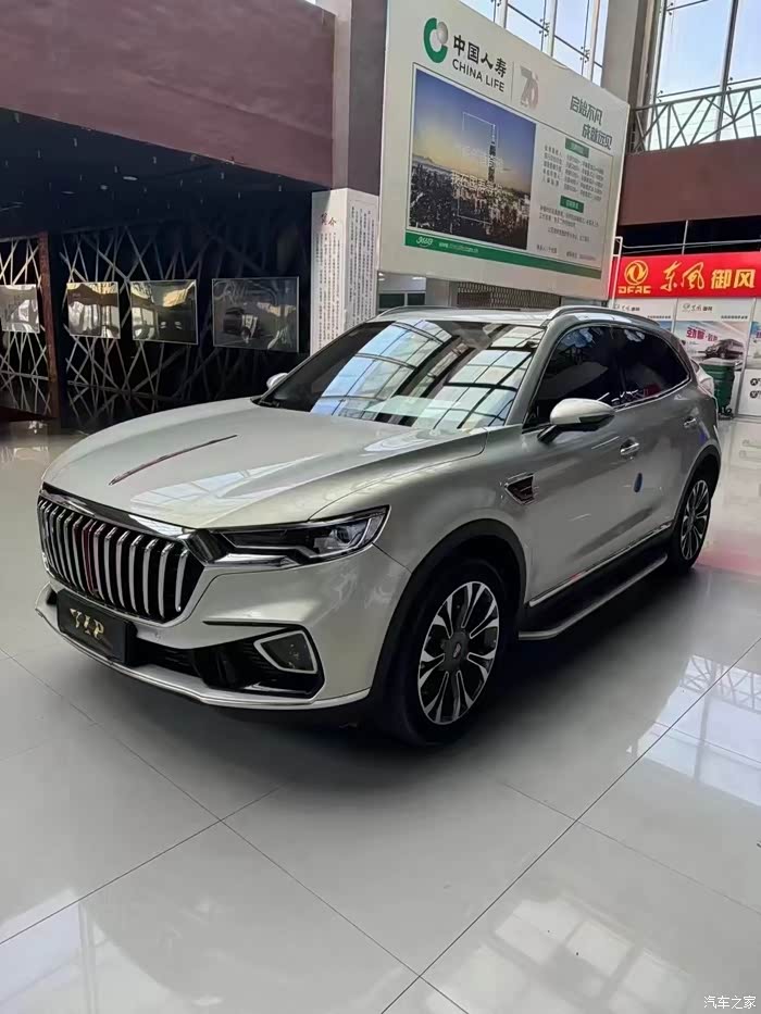 20年红旗hs5本市一手车20t四驱行驶3万公里全