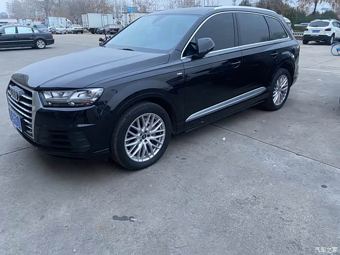 山东出18年奥迪q7
