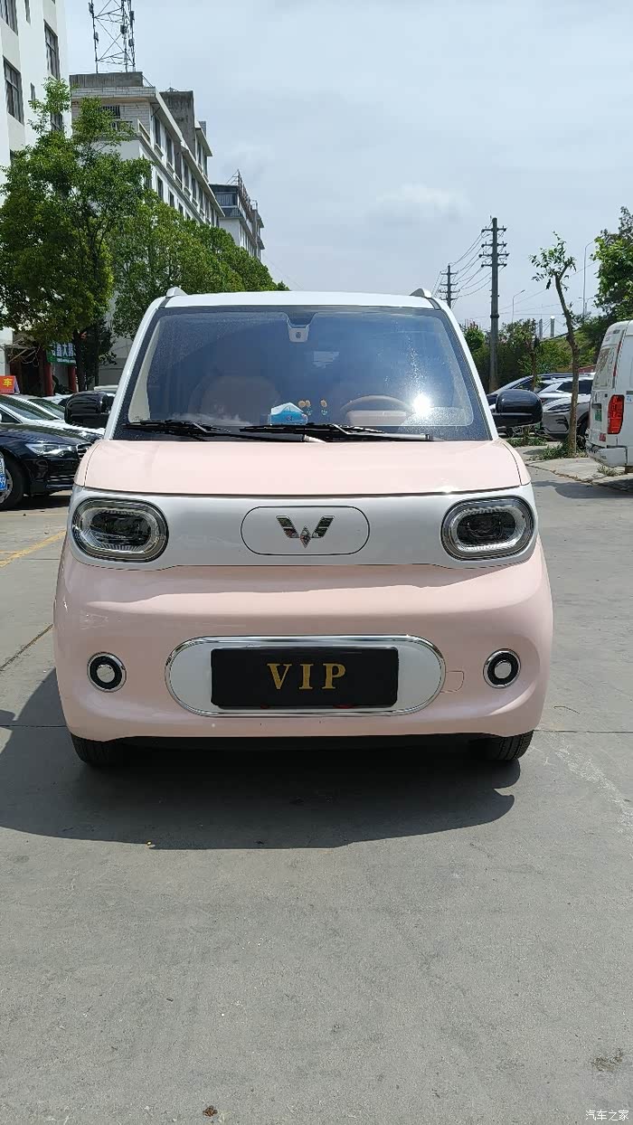2024年上牌五菱宏光mini马卡龙,215续航带快充,本地
