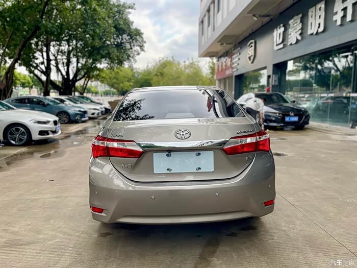 17年上牌丰田卡罗拉16l自动挡佛山本地一手车行驶8