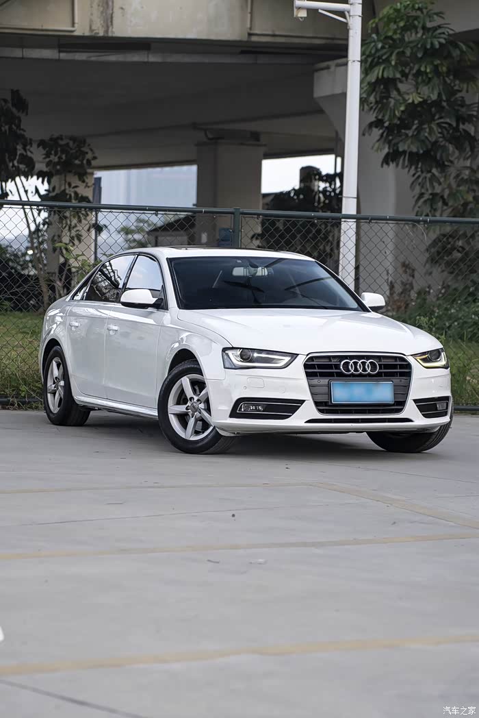 全款7x便过土购入2014年奥迪a4l本地一手车