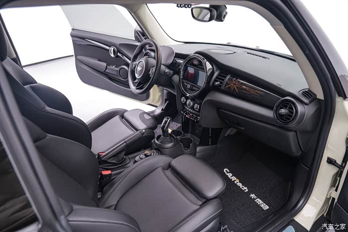 mini2021款15tcooper经典派上牌年