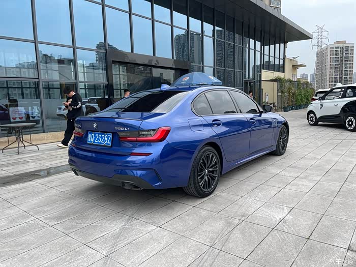 宝马3系 2020款 325li m运动曜夜套装