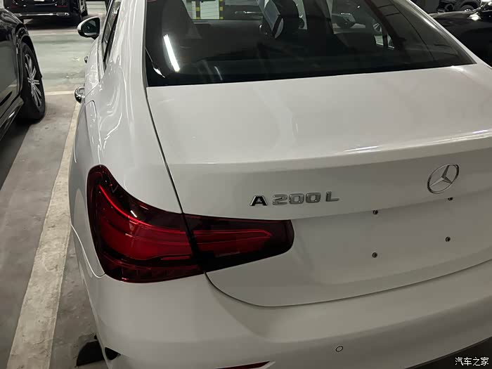 奔驰a200l时尚 18.6全包落地