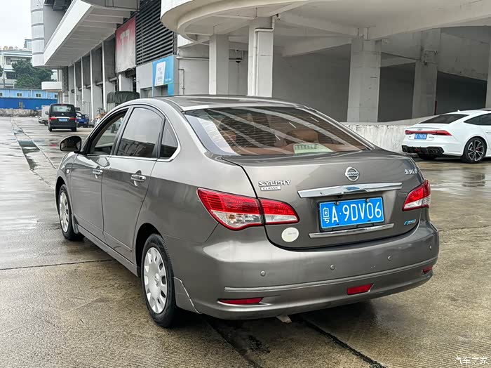 14年6月,日产轩逸,1.6手波,一手车,年审保险同步,无事