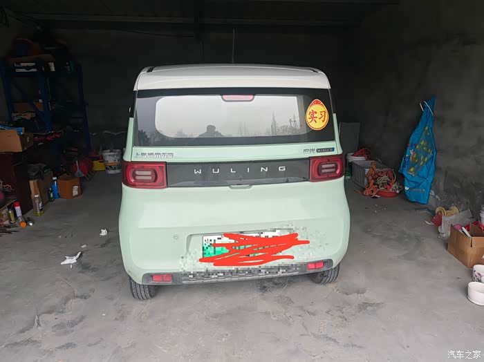 出售一台2022年5月上牌五菱宏光mini170公里续航版