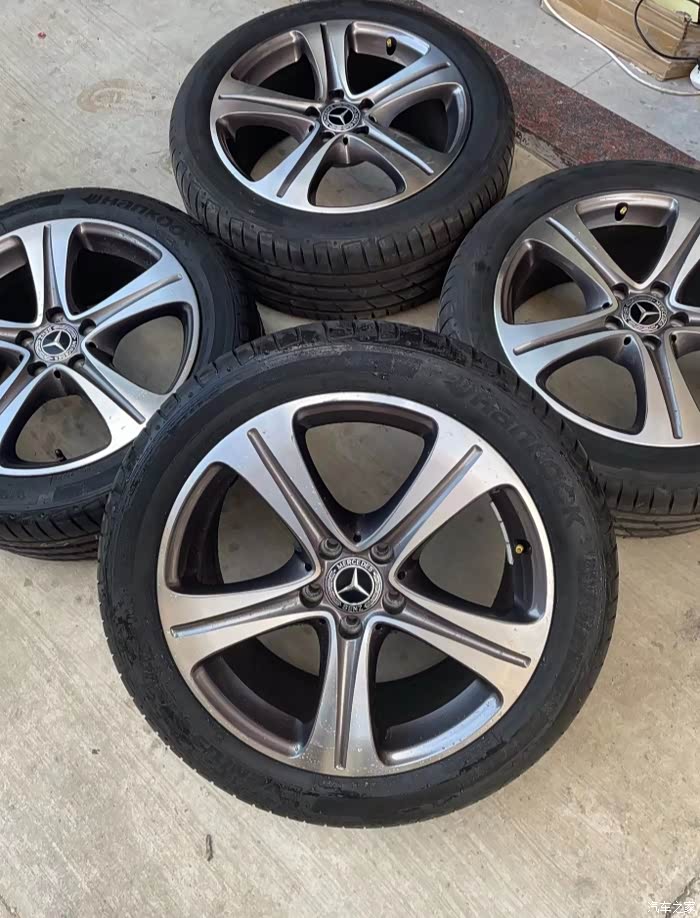 奔驰18寸e260轮毂带轮胎一起喜欢的来