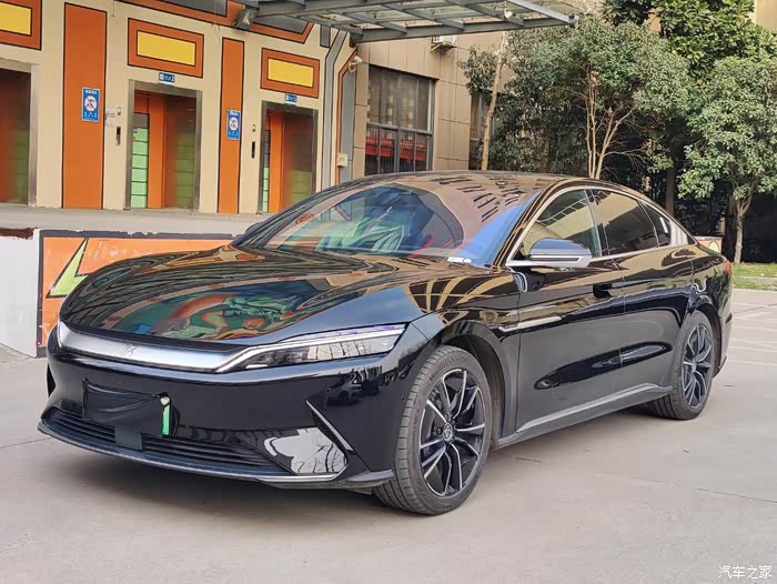 21年差一天上牌比亚迪汉四驱旗舰整车原版原漆1万公里