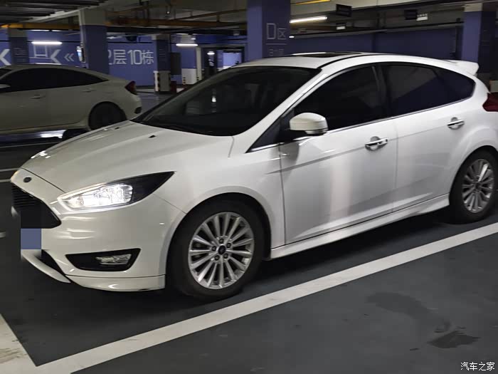 5t两厢运动版福克斯