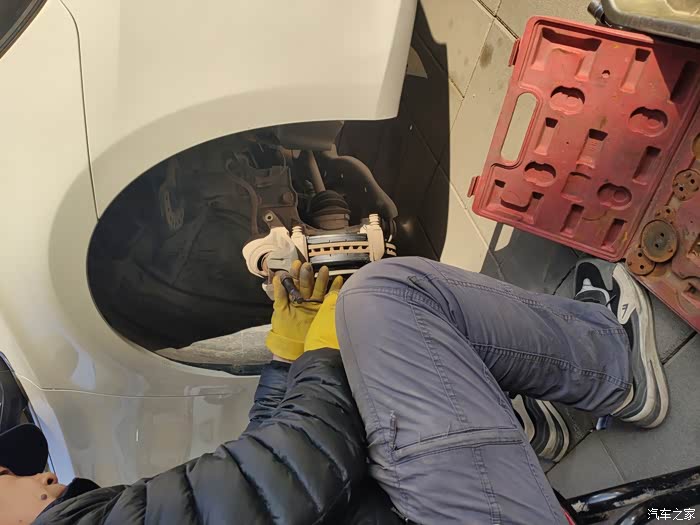 轩逸换刹车片博世的好像更贵