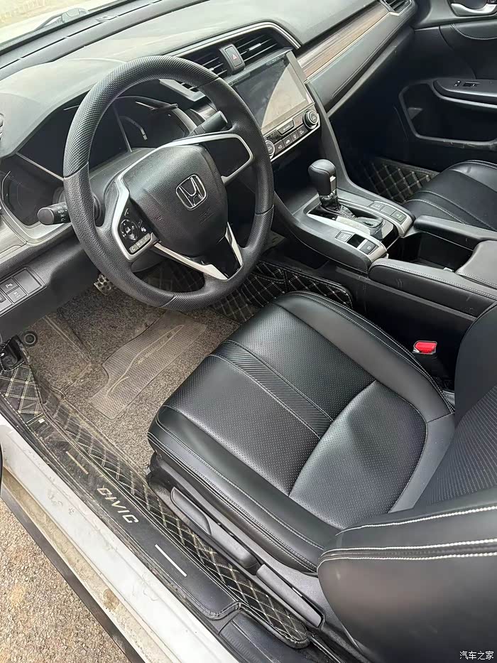 卖台19年年底燃动版思域一直4s店保养36万公里