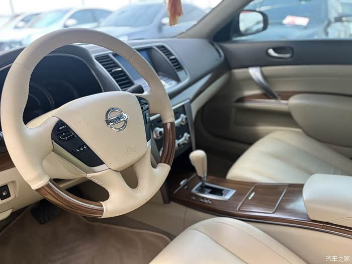 11年银色天籁公爵25六缸vq25发动机百分之90原