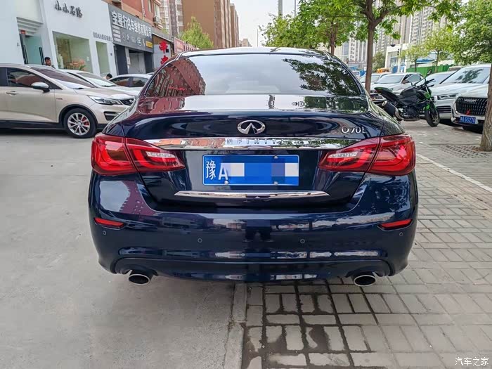 18年8月英菲尼迪q70l25悦享版一手八万公里原版原漆