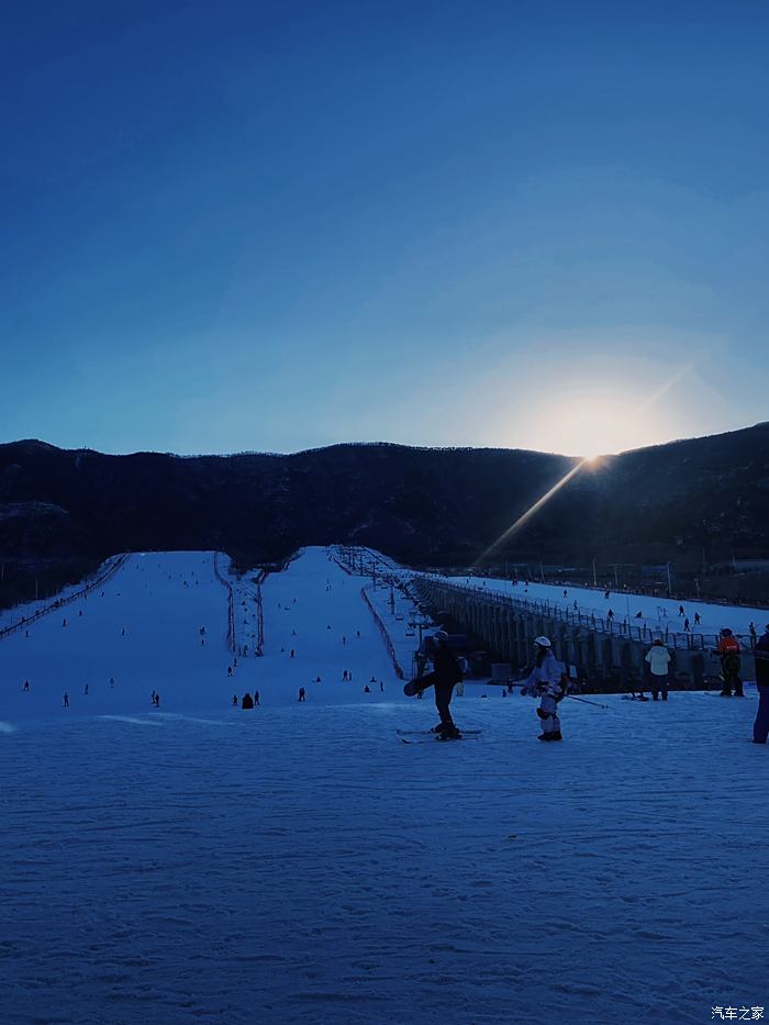 北京西山滑雪场地图图片