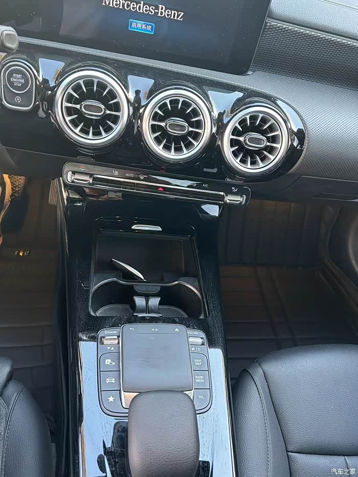 22年奔驰a200l配置到顶才跑18万公里原版原漆
