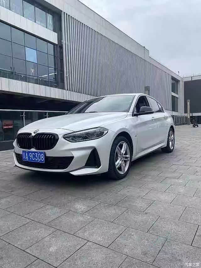 21年宝马120i m运动耀夜 5万多公里 原版车况 一手车