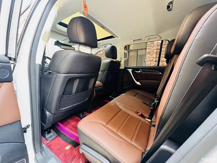 19年哈佛h9四驱豪华版7座新车指导价249
