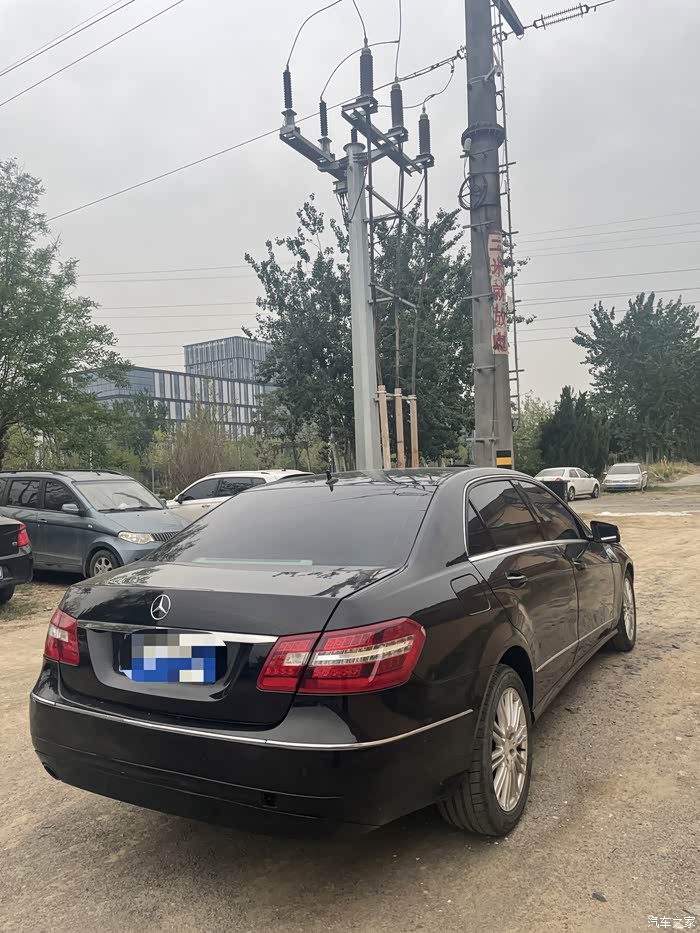 11年奔驰e200全网最低