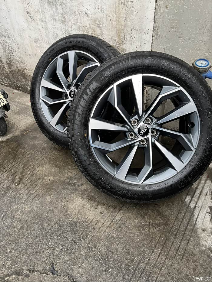 20寸奥迪q5轮毂轮胎原厂正品四个95新