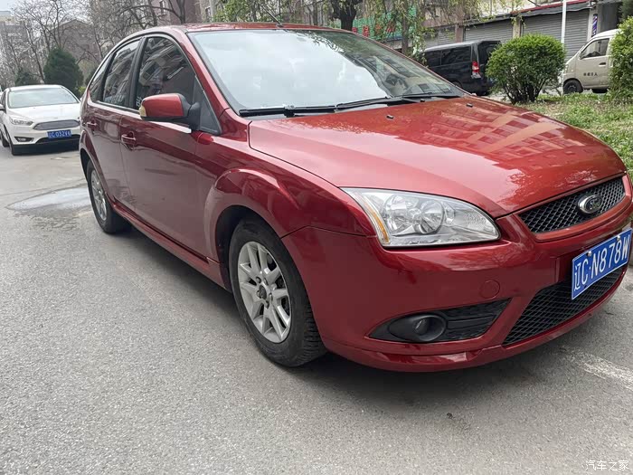 08年经典福克斯 18万公里了 前几天换了个塔图的气门盖 加