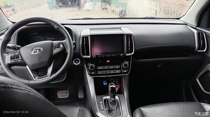 便宜出18年12月上牌北京现代ix35,自动挡,多功能方向盘