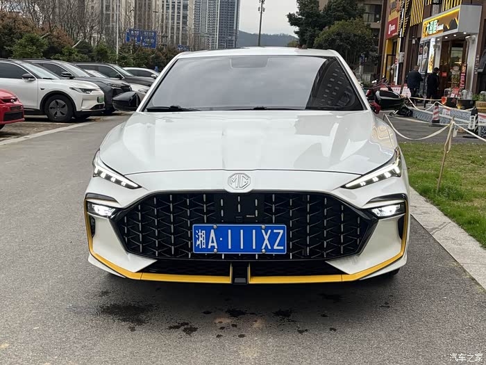 名爵62021款mg6pro15t自动troph