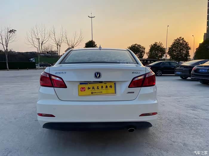 长安逸动2016款16lgdi手动劲锐型201