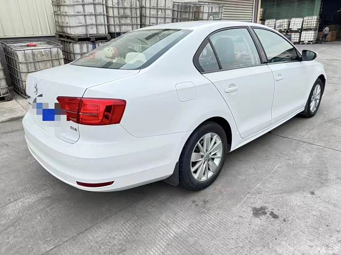 16年大众速腾自动16l原版车况私家一手车实表6万公