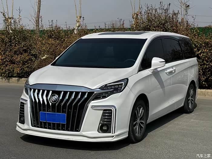 出台2022年别克gl8es陆尊653t舒适型原厂