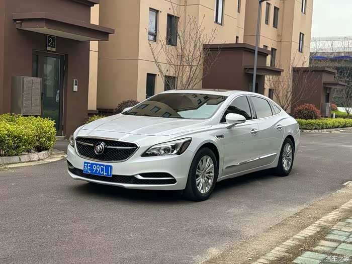 新到17年别克君越20t精英版5万公里原版原漆成色极新